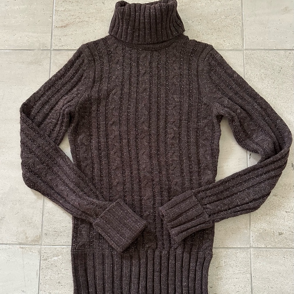 Brown sparkle turtleneck size XS